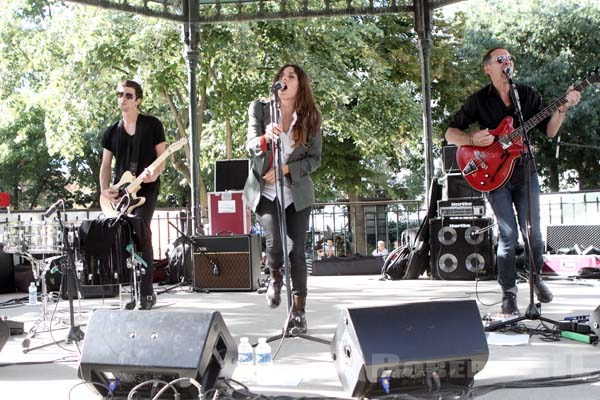 ROBI - 2012-09-09 - PARIS - Square de la Place des Fetes - 